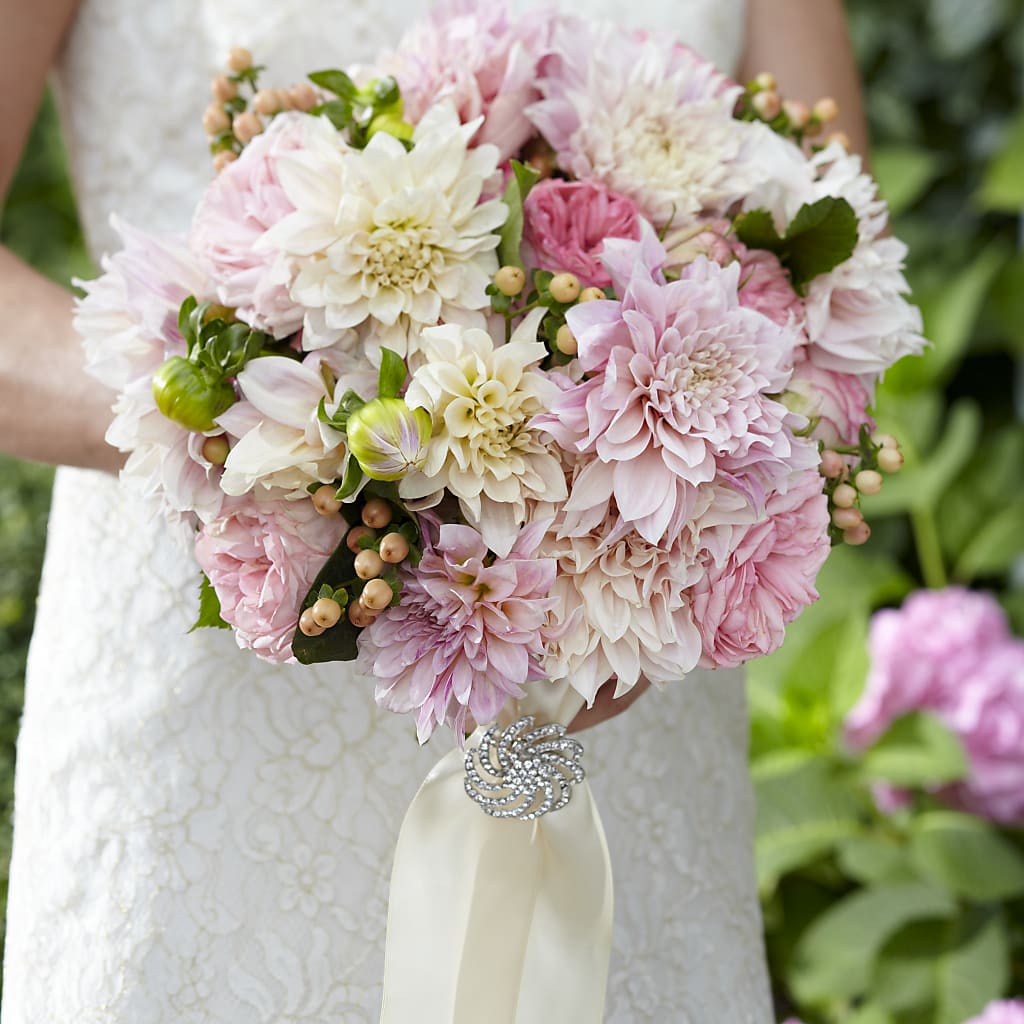 Heart's Promise Bouquet – ETHEL'S THIS AND THAT, Galeton PA